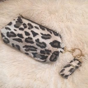 Leapard print KEYPER